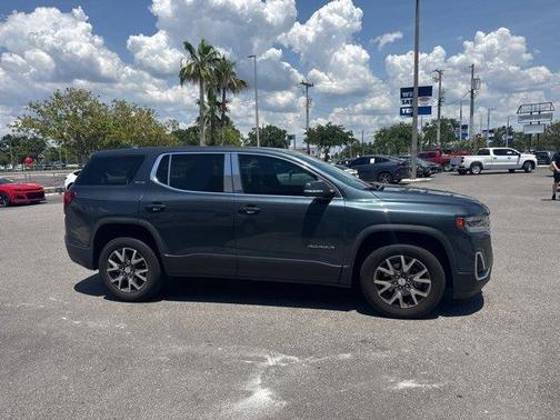 2020 GMC Acadia SLE