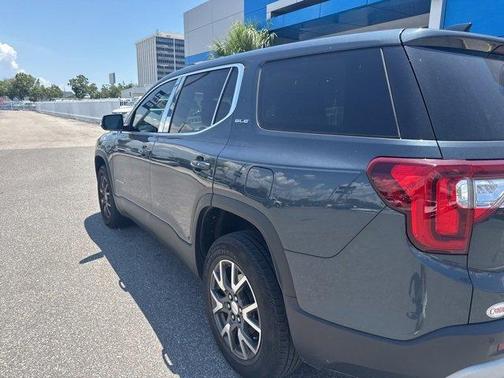 2020 GMC Acadia SLE