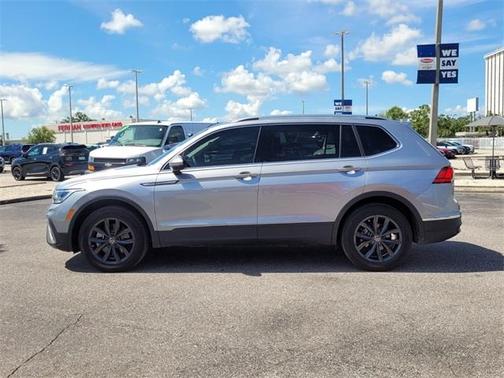2024 Volkswagen Tiguan 2.0T SE