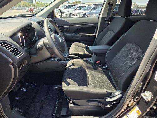 2025 Mitsubishi Outlander Sport ES