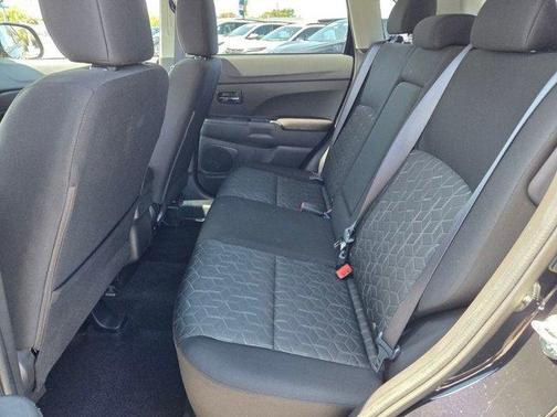 2025 Mitsubishi Outlander Sport ES