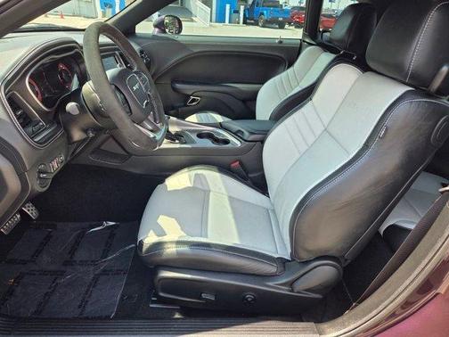 Hellraisin 2022 Dodge Challenger SRT Hellcat