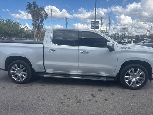 2019 Chevrolet Silverado 1500 High Country