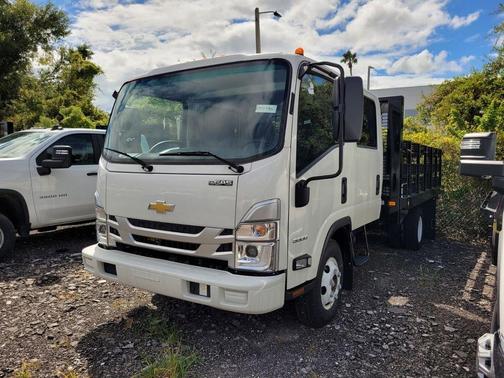 White 2024 Chevrolet Express 3500