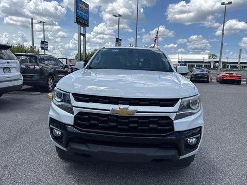 Summit White 2022 Chevrolet Colorado LT
