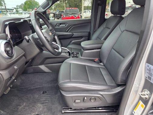 Sterling Gray Metallic 2023 Chevrolet Colorado LT