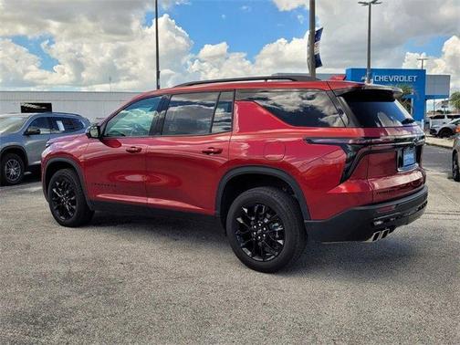 2024 Chevrolet Traverse LT
