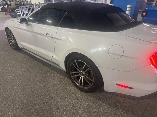 2017 Ford Mustang EcoBoost Premium