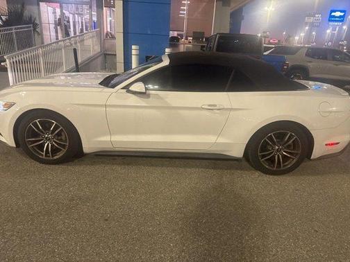 2017 Ford Mustang EcoBoost Premium