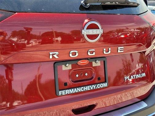 2022 Nissan Rogue Platinum