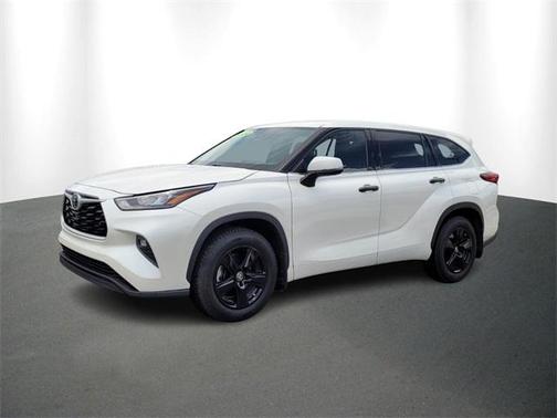 2020 Toyota Highlander LE