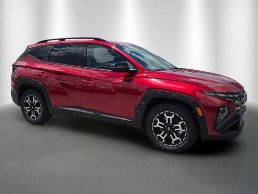 Red 2025 Hyundai TUCSON XRT