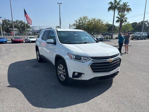 2018 Chevrolet Traverse LT Cloth