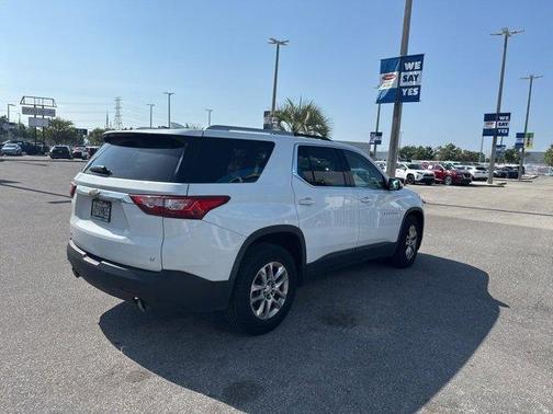 2018 Chevrolet Traverse LT Cloth