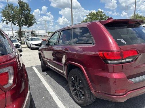 2019 Jeep Grand Cherokee Altitude