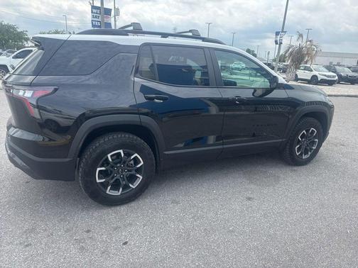 Mosaic Black Metallic 2025 Chevrolet Equinox ACTIV