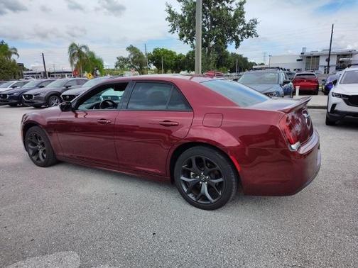 2021 Chrysler 300 S