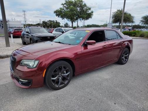 2021 Chrysler 300 S