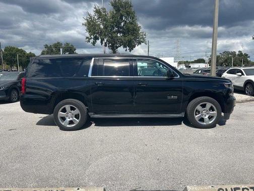 2019 Chevrolet Suburban LT
