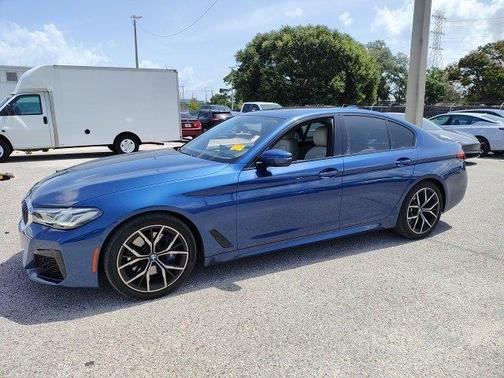 2021 BMW 530 i