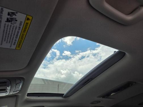 Snow White Pearl 2020 Kia Telluride S