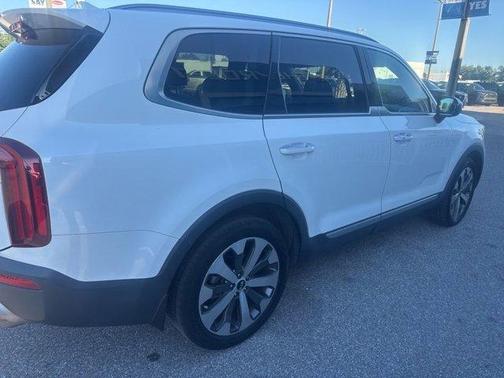 Snow White Pearl 2020 Kia Telluride S