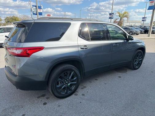 2021 Chevrolet Traverse RS