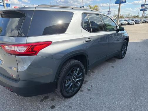 2021 Chevrolet Traverse RS