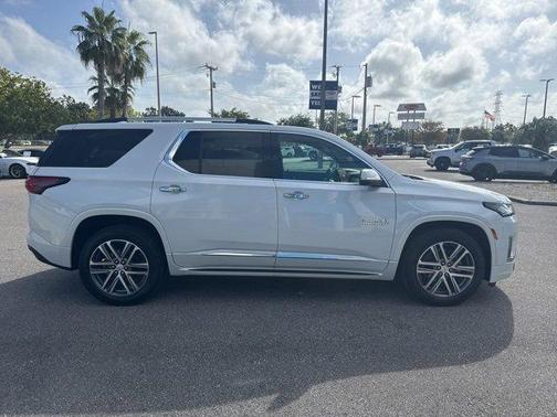 2023 Chevrolet Traverse High Country