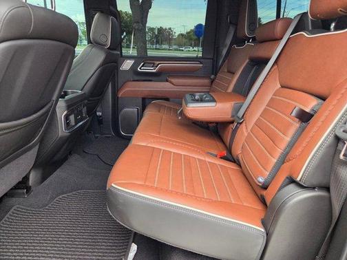 Onyx Black 2025 GMC Sierra 2500 Denali Ultimate