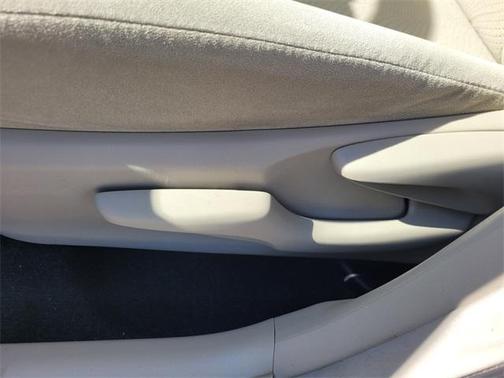 2014 Toyota Prius Four