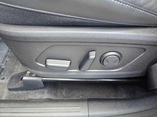 Gray 2022 Kia Sorento S