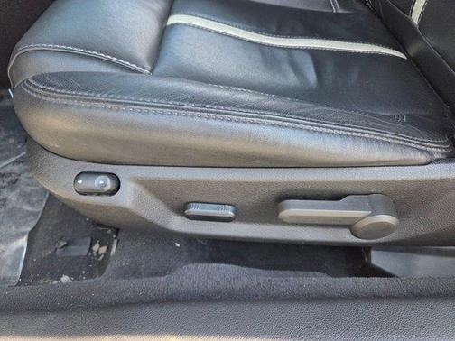 White 2010 Ford Mustang GT Premium