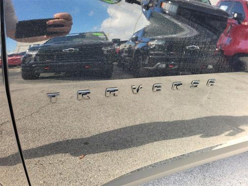 2022 Chevrolet Traverse RS