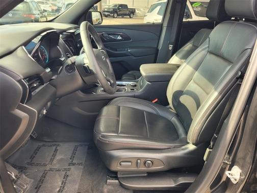 2022 Chevrolet Traverse RS