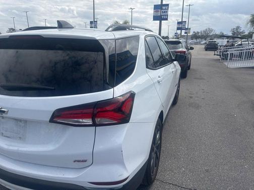 2022 Chevrolet Equinox RS
