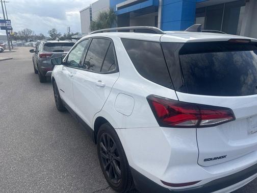 2022 Chevrolet Equinox RS