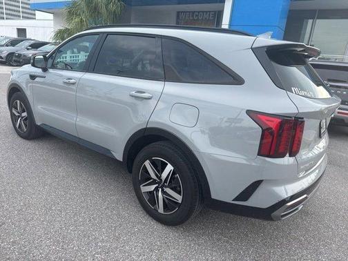 2023 Kia Sorento EX