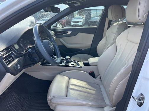 2021 Audi A4 45 S line quattro Premium