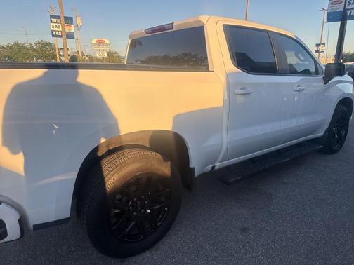 Summit White 2026 Chevrolet Silverado 1500 RST