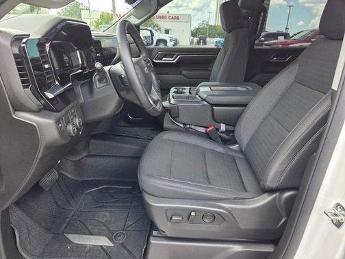 Summit White 2026 Chevrolet Silverado 1500 RST