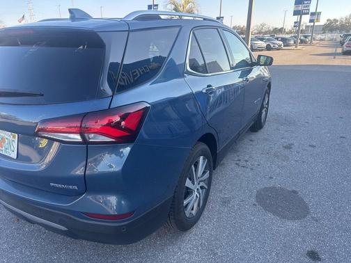 2024 Chevrolet Equinox Premier