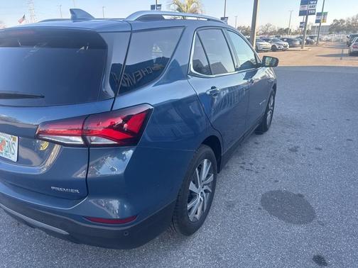 2024 Chevrolet Equinox Premier