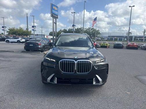 Black Sapphire Metallic 2025 BMW X7 xDrive40i