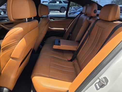 Mineral White Metallic 2017 BMW 530 i