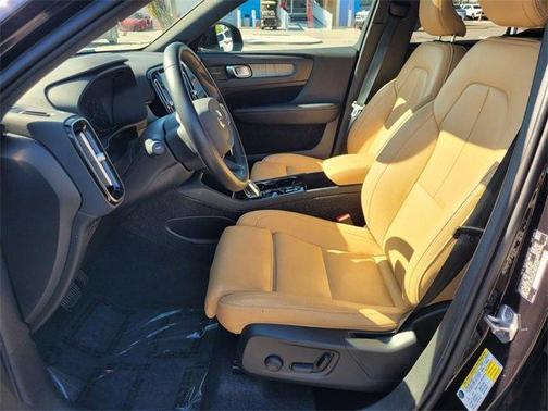 2021 Volvo XC40 T5 Inscription