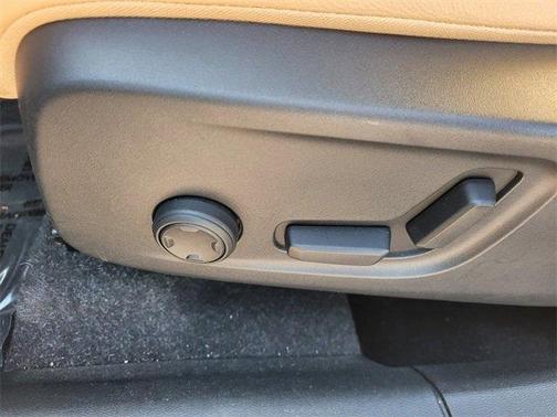 2021 Volvo XC40 T5 Inscription