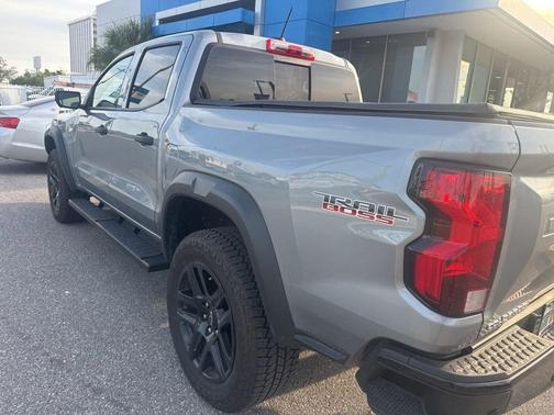Sterling Gray Metallic 2025 Chevrolet Colorado Trail Boss