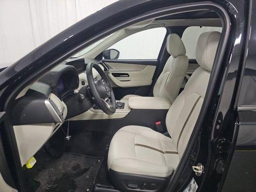 2024 Mazda CX-90 PHEV Premium Plus