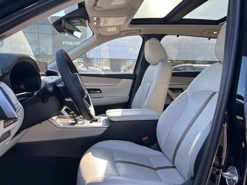 2024 Mazda CX-90 PHEV Premium Plus
